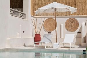 Bazén v ubytování Salt Suites Paros nebo v jeho okolí