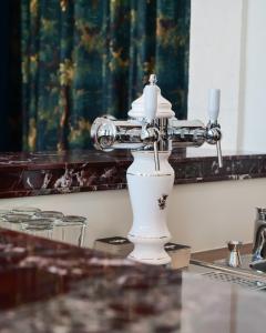 Fotografie z fotogalerie ubytování Hotel des Eaux v destinaci Aix-les-Bains