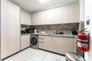 Gallery image of HAVN - Studio in La Riviera Azure JVC, Pool View in Dubai