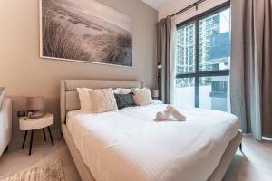Gallery image of HAVN - Studio in La Riviera Azure JVC, Pool View in Dubai