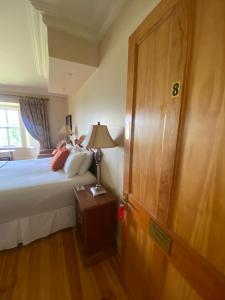 Voodi või voodid majutusasutuse Glendine Country House Wexford toas