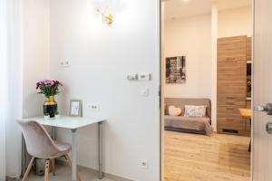 Fotografia z galérie ubytovania Amora Homes Basilica Monnalisa luxury 3 bedrooms apartment with amazing view NEED RESERVATION X FREE PARKING v Budapešti