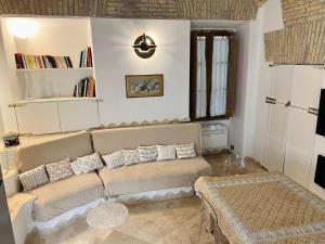 Posedenie v ubytovaní Casa Cavour
