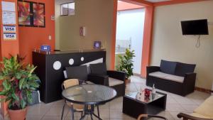 Posezení v ubytování Nasca Travel One Hostel
