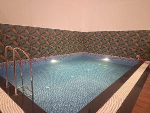 Sundlaugin á Hotel Aries Pushkar eða í nágrenninu