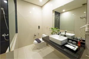 Vannituba majutusasutuses Savana Hotel & Convention Malang