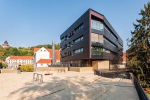 Zgradba, v kateri se nahaja hotel