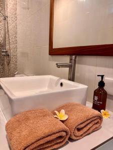 Ένα μπάνιο στο Kampana Homestay