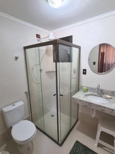 Koupelna v ubytování Cobertura linda a 6 min Praia Tenório em Ubatuba + 11 fotografií