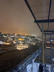 Vista generica su Quito o vista sulla città dall'interno dell'ostello