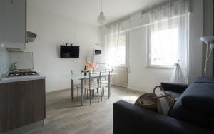 Kuchyňa alebo kuchynka v ubytovaní Residence Rimini Mare