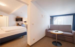 Postel nebo postele na pokoji v ubytování Sure Hotel by Best Western Wilhelmshaven City + 35 fotografií