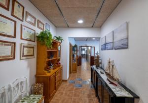 Kuchyňa alebo kuchynka v ubytovaní Hostal Doris - Adults Only