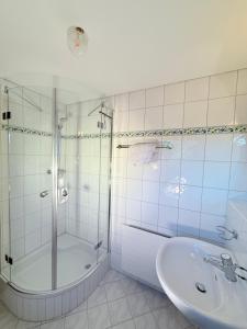 Koupelna v ubytování Wiesen Appartment