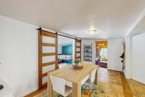 Zdjęcie z galerii obiektu Lake Life HQ w mieście Osage Beach