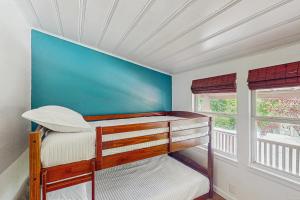 Postel nebo postele na pokoji v ubytování Lake Life HQ + 13 fotografií