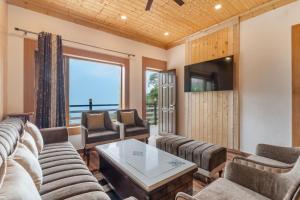 Televisyen dan/atau pusat hiburan di Classic Hills Villa