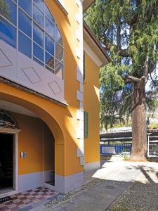 Το κτήριο όπου στεγάζεται  το διαμέρισμα +6 φωτογραφίες