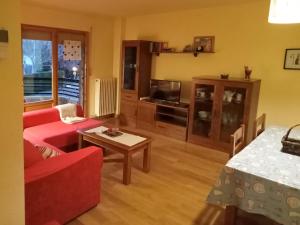 Posezení v ubytování Apartamentos Valle de Tena - Biescas 3000