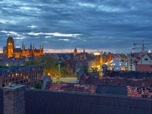 Nespecifikovaný výhled na destinaci Gdaňsk nebo výhled na město při pohledu z apartmánu