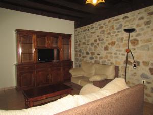 A television and/or entertainment centre at Kerizara Baserria