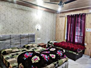 Fotografie z fotogalerie ubytování Rudraksha Homestay v destinaci Kharsālī