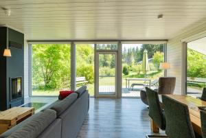 Posezení v ubytování 2 bis 4 Personen mit Infrarotsauna F1H0