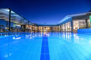 Bazén v ubytování Sofia's Hotel nebo v jeho okolí