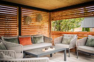 A seating area at Hotel Oberbrunn