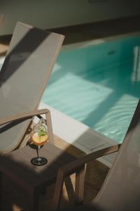 The swimming pool at or close to Hotel Oberbrunn