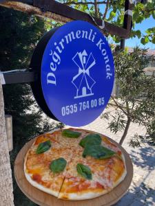 Certifikát, hodnocení, plakát nebo jiný dokument vystavený v ubytování Degirmenli Konak Hotel