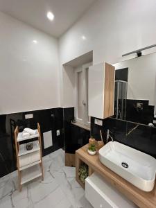 Et badeværelse på Corso Italia Holiday Home