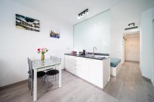 A kitchen or kitchenette at Angel's house at Club Atlantis Még 24 kép