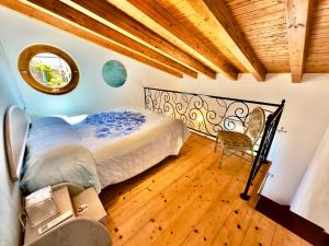 Postel nebo postele na pokoji v ubytování Cinqueterre Residence + 37 fotografií