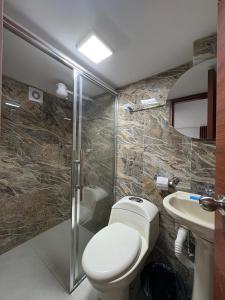 Koupelna v ubytování Hotel Monaco