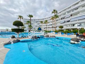 The swimming pool at or close to Angel's house at Club Atlantis