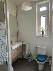 Bilik mandi di Au Cosy Garden +18 gambar