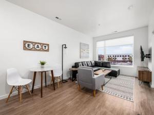 Gallery image of NEW MODERN 1BR APT IN BEAUTIFUL PART OF COLUMBUS in Columbus