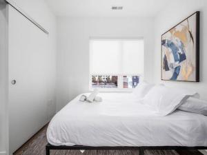 Gallery image of NEW MODERN 1BR APT IN BEAUTIFUL PART OF COLUMBUS in Columbus