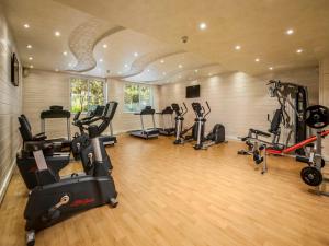 Fitness centrum a/nebo fitness zařízení v ubytování Hôtel Club Val d'Anfa Casablanca Ocean view