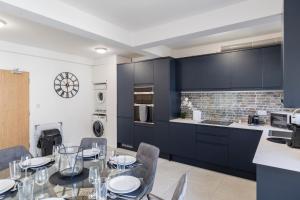 Galeriebild der Unterkunft Studio at Tube Station Sleeps 3 Private Bathroom shared Kitchen 4 in Edgware