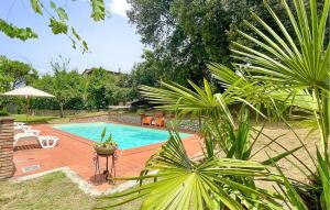 Bazén v ubytování Gorgeous Home In Ficulle With Wifi nebo v jeho okolí