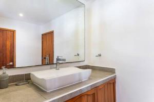 Koupelna v ubytování Casa en la zona hotelera a 5 min de la playa + 22 fotografií