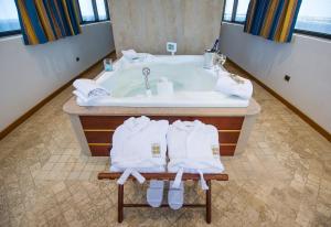 Koupelna v ubytování Hotel Bellavista Club-Caroli Hotels