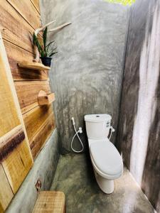 Koupelna v ubytování Leopardbay Cabanas Arugambay