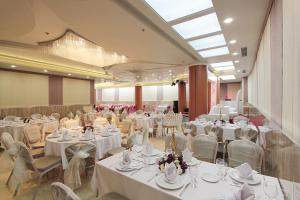 Restaurace v ubytování Forum Suite Otel