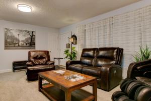 Galeriebild der Unterkunft Modern Luxuries in a Quiet Convenient Location in Vancouver