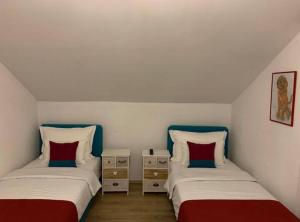 Ένα ή περισσότερα κρεβάτια σε δωμάτιο στο Apartment Bordoa de Macura with Bay View