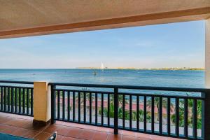 Imagem da galeria de Anantara Palm Luxury 2BR Suite with Iconic Burj View no Dubai