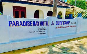 Certifikát, hodnocení, plakát nebo jiný dokument vystavený v ubytování Paradise Bay Hotel & Surf Camp